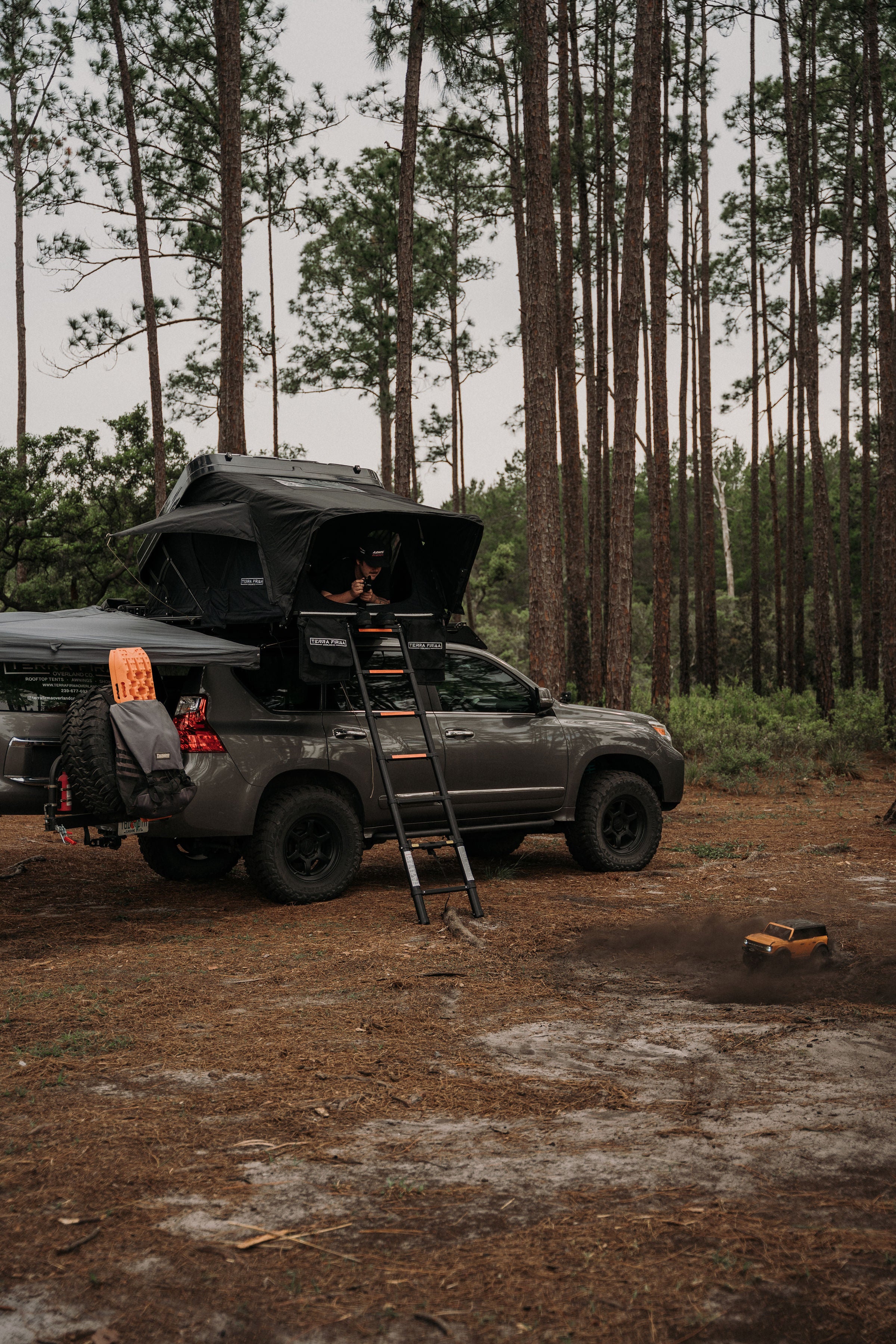 The Vertex Duo - 2 Person Hard Shell Hybrid Rooftop Tent